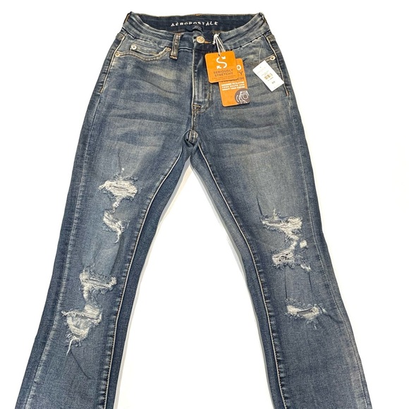 *NEW* Aeropostale High Rise Seriously Stretchy Curvy Fit Jegging Denim Jeans - Picture 3 of 11